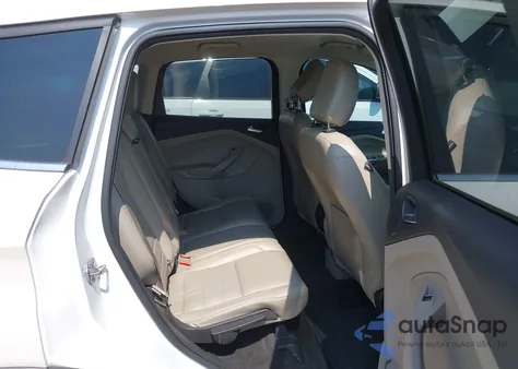 2018 Ford Escape Titanium из США, поврежденный, VIN 1FMCU9J95JUC89725